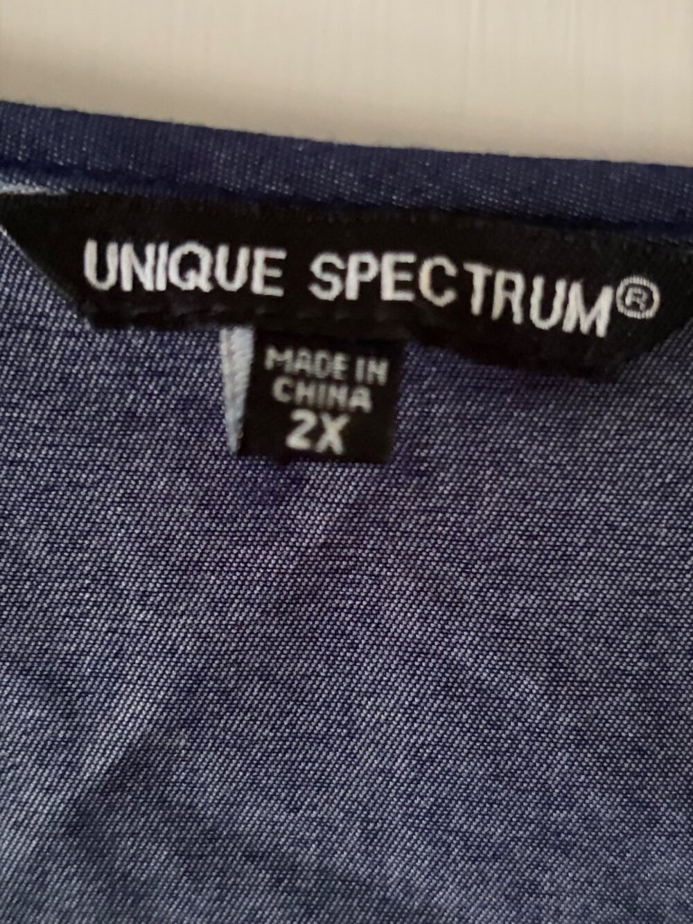 Unique Spectrum Size 2X Women's Blue Chambray Cotton Blouse Laser Cutout Sleeves - Picture 3 of 10